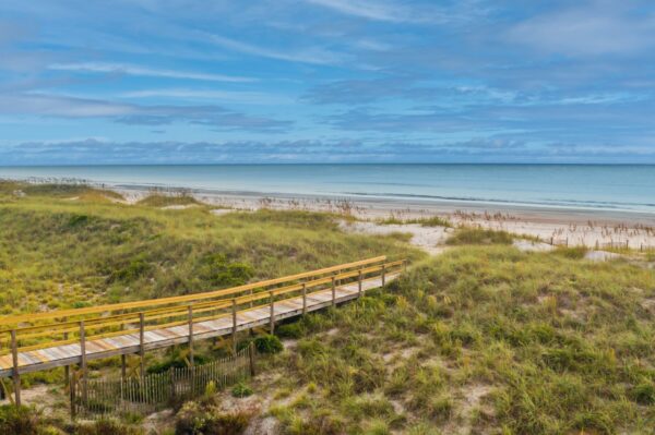 wooden boardwalk on Amelia Island