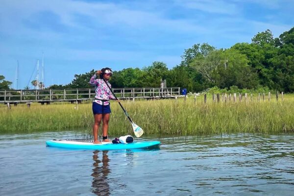paddleboard surfing