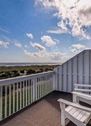 Amelia Island Rentals porch