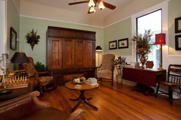 Blue Heron Inn sitting room