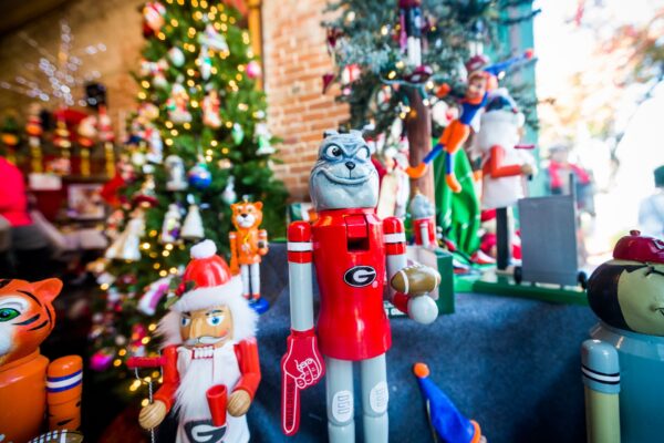 Christmas on the River Shopping