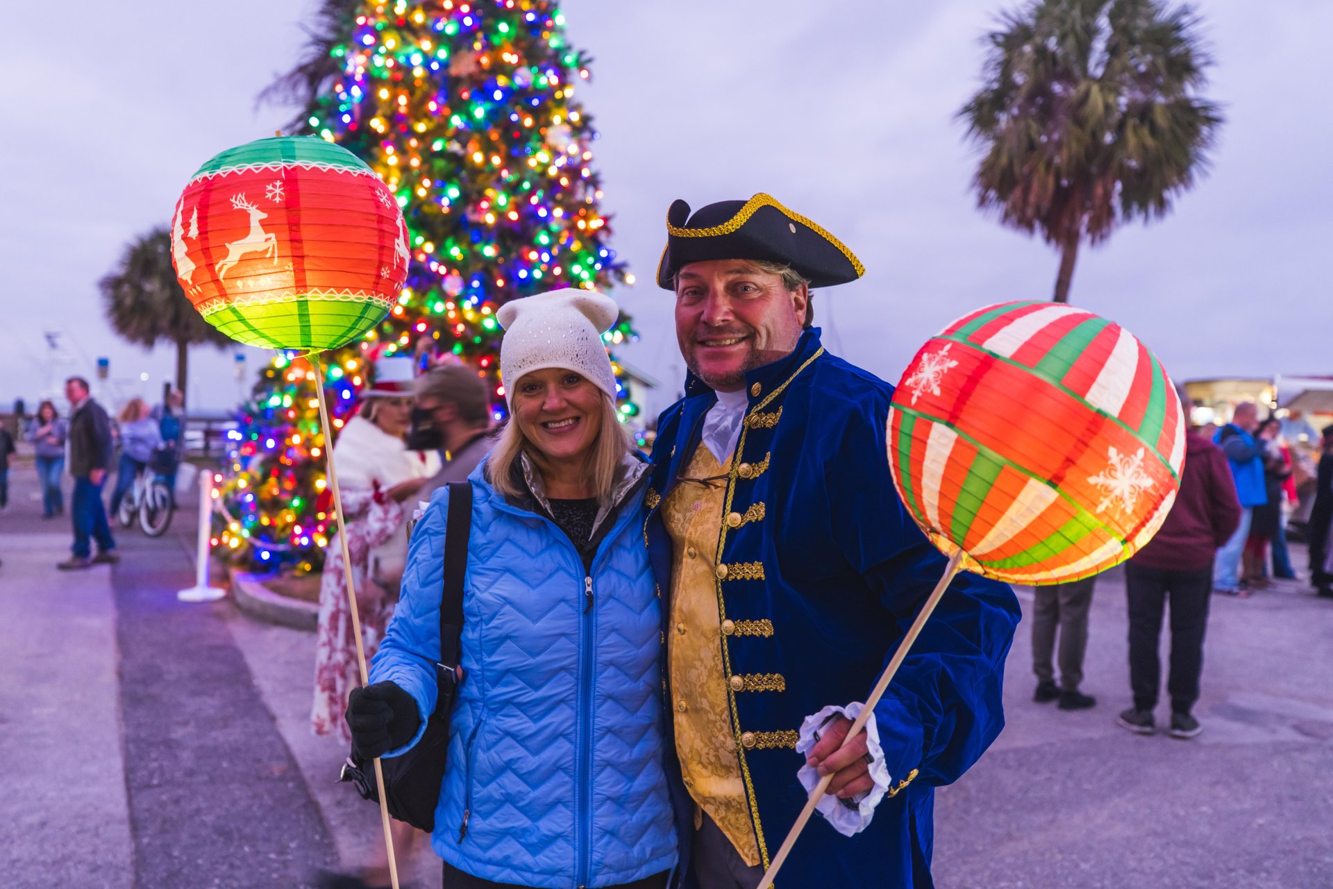 Dickens on Centre Illuminated Procession
