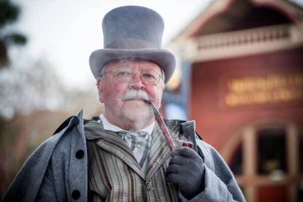 2015 Dickens on Centre