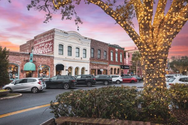 downtown Amelia Island evening