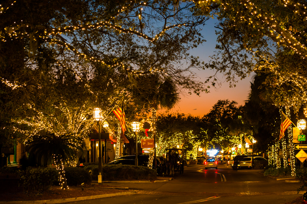 Downtown Holiday Lighting