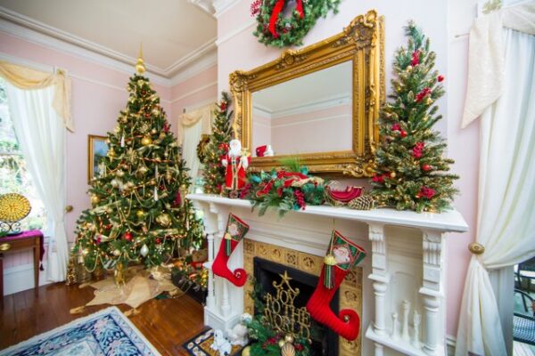 Christmas tree and mirror