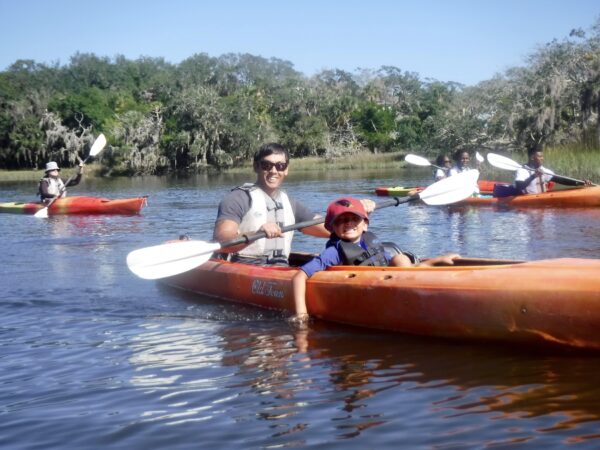 Kayak Amelia father and son