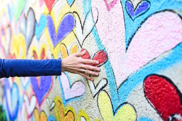 heart wall painting