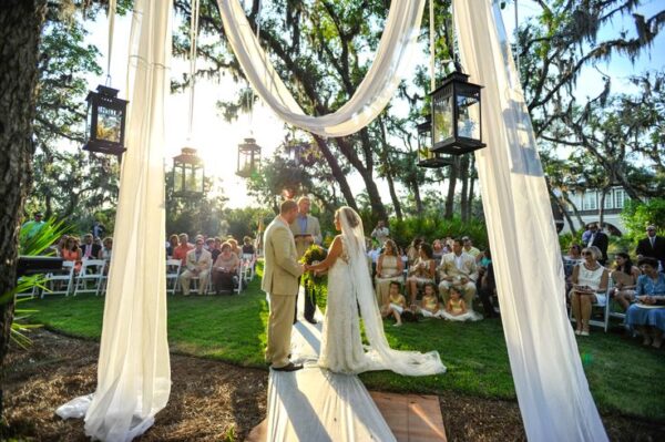 Oyster Bay Yacht Club couple at wedding
