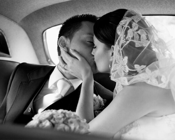 Page Teahan Photography couple kissing in car