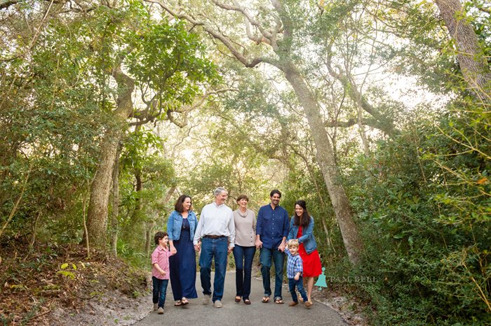 Pam Bell Photography family in woods