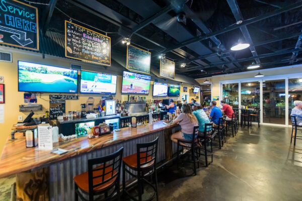 Top 10 Restaurant/Bars To Watch Sports
