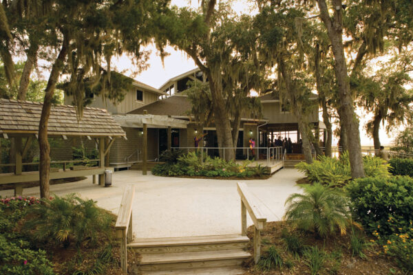 Walker's Landing entrance