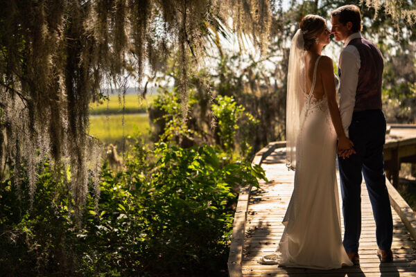 wedding photos with foliage