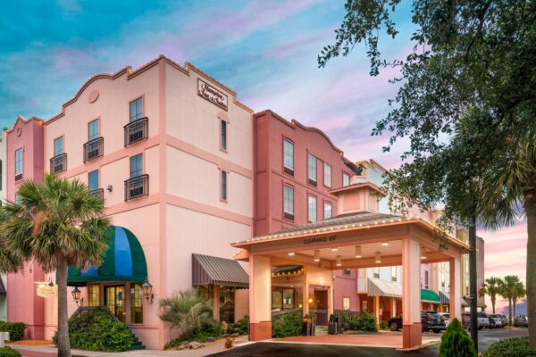 Hampton Inn exterior